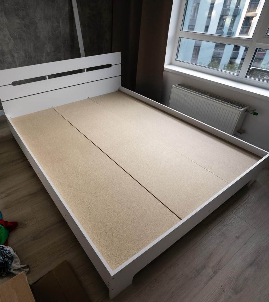 assembling-bed